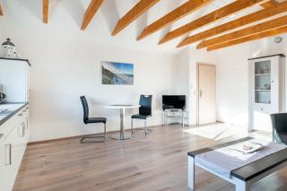Ferienwohnung Seestern mit Rundbogenfenster am Badesee Tannenhausen - 8