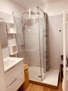 Superbe appartement climatisé avec wifi classé 3 étoiles à 50 m de la plage Le Lavandou - Le Lavandou - 4