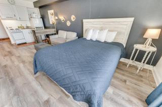 Oceanfront Sea Mist Home with Beautiful Views - Myrtle Beach - 8