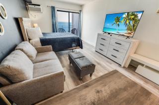Oceanfront Sea Mist Home with Beautiful Views - Myrtle Beach - 4
