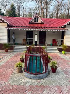 Hotel & Resort in Jaldapara - Mādāri Hāt - 9