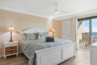 Recently Renovated, Oceanfront,Great Views,Pools! - Myrtle Beach - 3