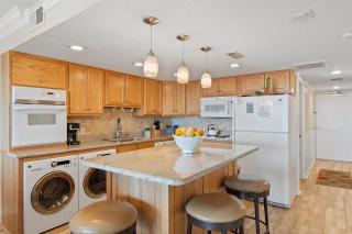 Recently Renovated, Oceanfront,Great Views,Pools! - Myrtle Beach - 1