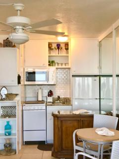 Ocean Breeze - Ocean Front at Symphony Beach Club! - Ormond Beach - 4