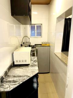 Comfortable 1-Bedroom in Wuse 2 - Abuja - 9
