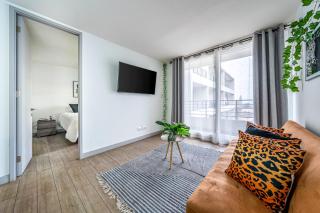 Cómodo Apartamento con Terraza en Santiago Centro - 0