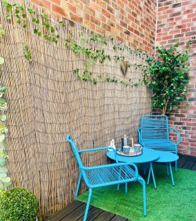 Silver Cottage sits amidst Yarms cobbles and river it is steps from the Restaurants Pubs Shops and Coffee houses and has a kingsize bed - Yarm - 1
