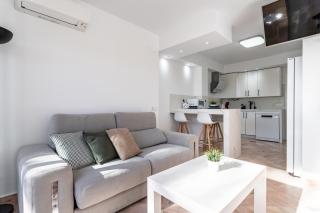 2 Estudios en La Romana Playa, uno con vista parcial mar y otro vista a la piscina - Marbella - 4