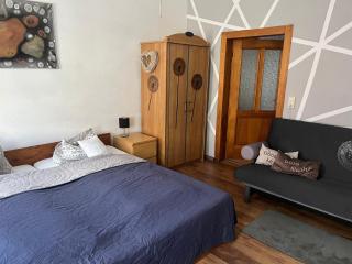 Ferienwohnung und Kunstgalerie - Kranichfeld - 2