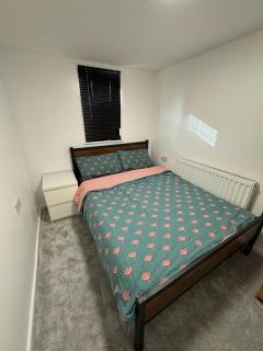 Brand New - One Bed Studio Flat - Dorney - 4