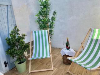 Maison Charmante au coeur de la circulade-Patio-AB - 8