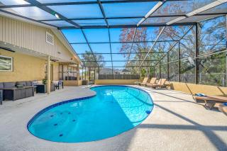 The Perfect Family Retreat w Pool and Games - 2