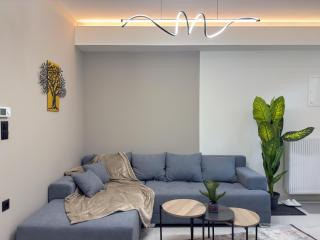 Modern Muse Two-Bedroom Apartment - Tesalónica - 9