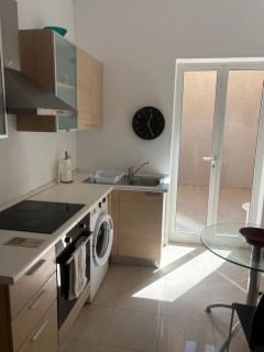 Seaside & Central Apartment - St Julian's - 1
