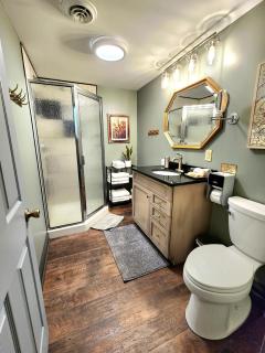 Historic Springville Train Depot Inn Hotel Apartment - 4