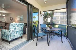 Beautiful Beachfront Condo Steps From The Beach On Sanibel Island 2D1 - Sanibel - 5