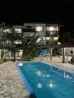 Linda Casa 7 Em Porto Com 4 quartos, 2 Piscinas e Lazer - 0