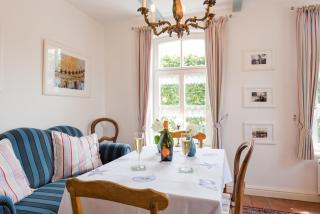 Deichhaus am Greetsieler Hafen "Uroma Jaaptje" - 9