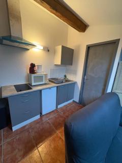 Grand studio proche centre - Narbonne - 2
