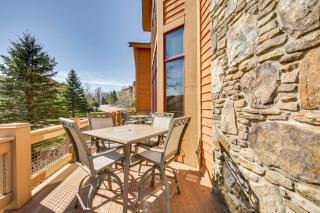 Seven Springs Resort Home Theater Room and Grill - 8