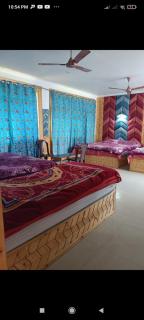 The Grand Hassan hotels - Srinagar - 5