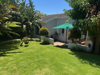 GRACE COTTAGE Charming 2 Bed en-suite Cottage with Solar - 4