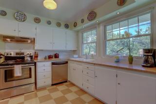 Living Color Cottage - Hood River - 6