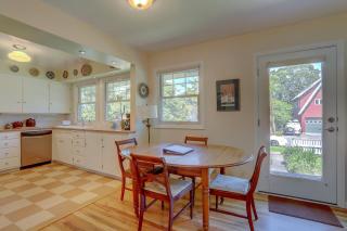 Living Color Cottage - 2