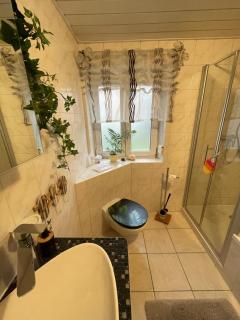 Schöne Ferienwohnung in Bahnhofsnähe für Urlaub, Studium oder Arbeit - Deggendorf - 2
