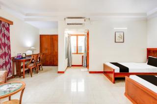Townhouse OAK Vibe Vacation Hotels - Visakhapatnam - 1