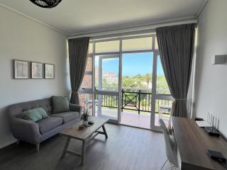 Ocean Daze Brookes Hill Suites - Beachfront Spot - 7