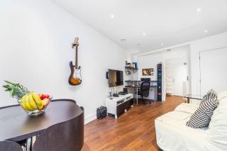 Chic Sun-Filled 1 BDR Apt with Private Terrace - Londra - 8