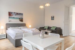 Easystay 2BR Apt. near AKH- Perfect for Longstays - Vienne - 7
