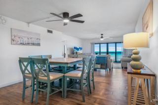 Direct Oceanfront Southeast Corner Condo, Large Balcony, Heated Pool, Garage Parking - Ormond Beach - 7