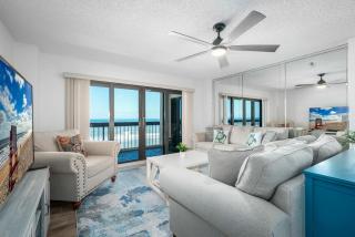 Direct Oceanfront Southeast Corner Condo, Large Balcony, Heated Pool, Garage Parking - Ormond Beach - 3