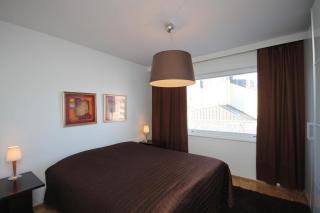 45m2 Sepänkatu 11, kaksio avaralla näköalalla merelle asti, parveke - 1