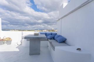 PURE WHITE 1BD house with amazing Sea Views in Naousa - Naousa - 8