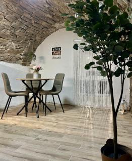 Unique Romantic Cave with air conditioner - Torno - 2