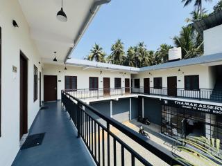 Thamarassery INN luxury and budget Rooms - Thamarassery - 4