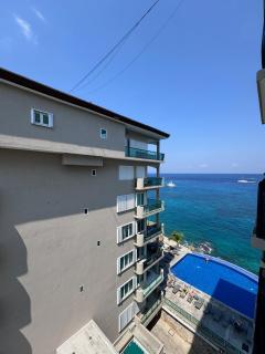 The Queen of Cozumel - ROYAL VISTA - Caribbean Ocean VIEW Suite for Couples in Mind - 5