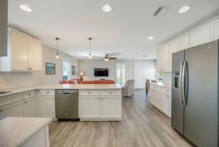 Family Tides Unit B - Ready for Guests November 2024 - Bradenton Beach - 1