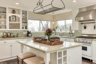 Luxury Wine Country Haven Vineyard Views Near Top Wineries Adelaida Farmhouse - Paso Robles - 1
