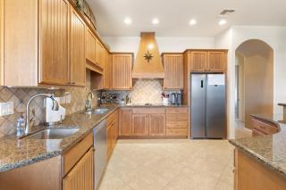 Stunning 4br Retreat W Private Pool - Phoenix - 7