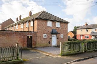 Compton House - 4 Bed - Cheltenham - 2