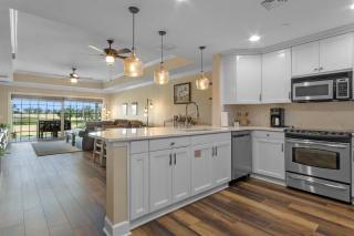 Centre Court Paradise - 3