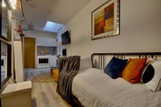 Aylward Apartments Compact Studio, near City Centre and Gunwharf Quays - 7