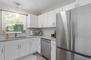 Garner Relaxing Stay - 5