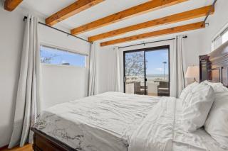 The Narrows A Summerland Beach Home - 8