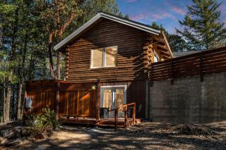 Mays Luxury Farmstay- Log cabin luxury studio - Los Gatos - 0