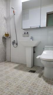 Completely private house, karaoke room, massage machine, barbecue, 2 toilets, comfortable house where you can play all night, 5 minutes by car by the sea - Yangyang - 2